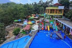 Wisata the hills vaganza kudus, restoran yang berada di perbukitan kaki gunung muria. The Hills Vaganza Harga Tiket Masuk Spot Foto Terbaru 2021