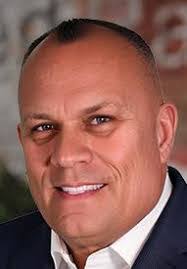 Robert Arquette's Instagram, Twitter & Facebook