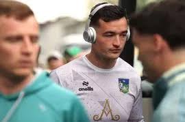 Ireland 29-10 England: Keith Earls steals the show in 100th Ireland  appearance