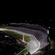 325 laps (500.5 miles / 805.47 kilometers). Night Racing At Atlanta Motor Speedway Motor Speedway Car Pictures Speedway