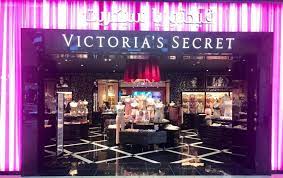 Būtinas jaunosios atributas ir rekomenduojama turėti kiekvienai moteriai. Villaggio Mall Victoria S Secret Newly Opened Veneto Facebook