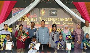 Sk saujana impian , sekolah berprestasi tinggi akan menjalankan kejohanan catur secara dalam talian pada 29 hingga 30 mei 2021. Drop Shot Jangan Halang Anak Ceburi Sukan