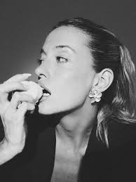 🌶️🔗@fiera_activewear x @mona.morales