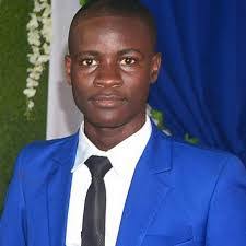 Eduardo Flor's Instagram, Twitter & Facebook