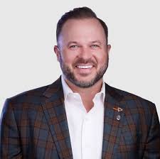 Cory Delong's Instagram, Twitter & Facebook