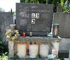 Franta kocourek, brno, czech republic. Tri Generace Ceskych Ohybacu Zeleza Jmenem Frantisek Frana Franta 2