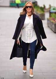Check spelling or type a new query. Freedomroo Amanda Holden Looks Chic In A Stylish Winter Coat And Skinny Form Fitting Jeans Australiannewsreview