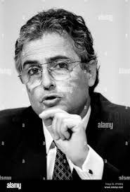 Ron Sommer's Instagram, Twitter & Facebook