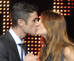 Porém, fora dos ecrãs o ator também se. Fotos Isabel Figueira E Pedro Barroso Beijam Se Em Palco