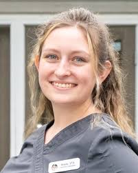 Veterinarians & Staff