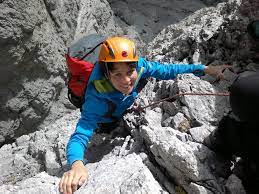 Avrei preferito giocare a hockey ma non potevo allenarmi perché. Dolomitesalpine It Auf Den Vajoletturmen Mit Isolde Kostner