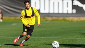 In the game fifa 21 his overall rating is 83. Achraf Hakimi Will Return To Real Madrid Following Stunning Loan Spell With Borussia Dortmund 90min