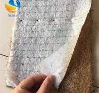 Manta de fibra de coco para estabilización del suelo en ríos ...