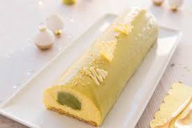Kerststronk Met Citroen En Matcha In 2020 Dessert Ideeen Kerststronk Kerst Maaltijden