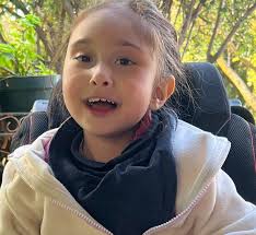 Violet Hope's Instagram, Twitter & Facebook