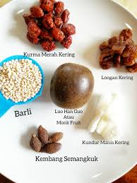 Soak white fungus/snow ear fungus with water until soft. Cara Buat Air Lai Chi Kang Noxxa Mudah Dan Sedap