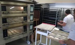 Kebanyakan kedai runcit membakar kek mereka dan membuat frosting. Rancangan Perniagaan Bakery Membuka Roti Dari Awal Pelan Perniagaan Bakery Mini Untuk Produk Bakery