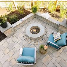 Pin By Lindsey O Connor On Backyard In 2020 Patio Design Patio Grey Patio