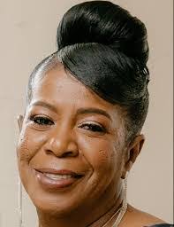 Sandra Spriggs's Instagram, Twitter & Facebook