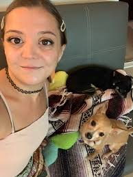 Who owns Canvas Creations in Port Isabel?