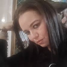 Ecolalia: cuando repetir también es hablar A veces me preguntan: "¿Por qué  tu hijo repite lo que le dices en lugar de responderte?" Y yo respiro… y  pienso en todas las veces