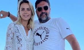 Ece erken, ayrılık kararı aldığı şafak mahmutyazıcıoğlu ile barıştı. Klrshhl5odrjam