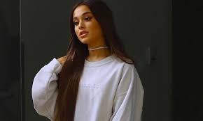 ariana grandes sweetener tops the billboard 200 chart