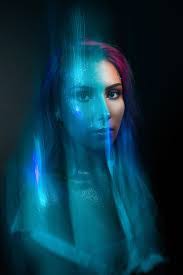 Loreen Wolf's Instagram, Twitter & Facebook