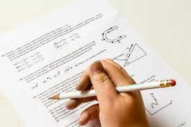 Repere teoretice, 40 de teste, broșură rezolvări complete instrument de lucru extrem de bine gândit şi atractiv, ghidul complet. Document Simulare Evaluare Nationala 2021 Cum A Ajuns Elena Basescu Printre Subiectele La Limba Si Literatura Romana