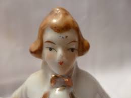 Occupied Japan Figurine Fancy Colonial Man Hand Painted, about 6.5 inches  Tall