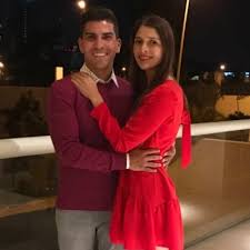 ¡qué buena manera de celebrar un cumpleaños! Antonio Perez 1antonioperez Twitter