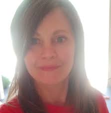 Which is better for guinea pigs, hay bags or hay piles?