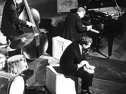 I festiwal jazzowy w sopocie w 1956. Krzysztof Komeda Magdalena Grzebalkowska Komeda Osobiste Zycie Jazzu Biografia Komedy