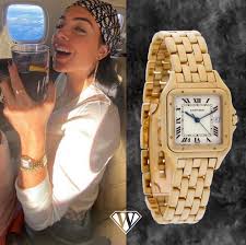 Check out this biography to know about her birthday, childhood, family life, achievements and fun facts about her. Georgina Rodriguez Cartier Panthere De Cartier Medium Superwatchman Com