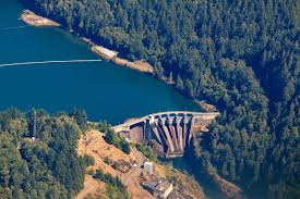 File:Mayfield Dam and Lake Mayfield - Cowlitz River - Washington State  03.jpg - Wikimedia Commons