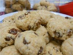 Dapatkan 100 resepi biskut raya yang paling sedap ! Resepi Biskut Nestum Rangup Dan Sedap Aneka Resepi Mudah Dan Sedap Cookie Recipes Biscuit Recipe Almond Cookies