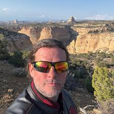 Larry Ecv Springer Topping