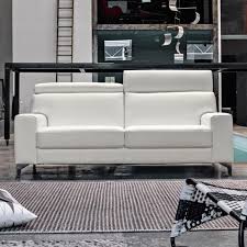 Il mobilificio poltrone e sofà può fornire un pouf letto singolo su misura a seconda delle esigenze del cliente, con un costo, però, ovviamente maggiore rispetto ai modelli da catalogo che sono due. Le Canape Poltronesofa Meuble Moderne Et Confortable Archzine Fr Bath Beyond Coupon Beauty Room Furniture