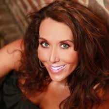 Tabitha Collins (@750983Chase)