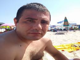 Ussana piange Alberto, stroncato da un malore al Poetto: "Aiutava i  genitori anziani con tanto amore"