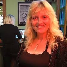 Amber Wetzel's Instagram, Twitter & Facebook