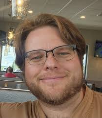 Jesse Slater's Instagram, Twitter & Facebook