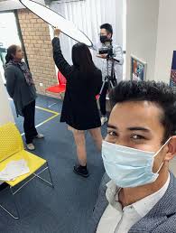 Hi ! My name is Lina and I'm a photographer who wants to expland portfolio.  I normally do portraits but I would like to collab with a small business  that needs photography /