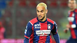Adam ounas (born 11 november 1996) is an algerian footballer who plays as a right winger for italian club crotone, on loan from napoli. Italy Victim Of Racist Insults Ounas Receives Strong Support From Crotone The Indian Paper