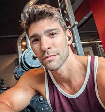 Is this person a potential romance scammer?