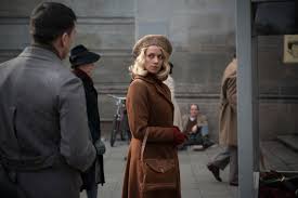 De wikipedia, la enciclopedia libre. Alice Dwyer Plays The Young Hanni Levy In The Invisibles A Film That Focuses On The Lives Of Four German Jews Who Stayed In Germany During World War Ii And Survived