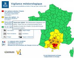 Inondations Dans L Aude Revivez Le Fil De La Journee Le Parisien
