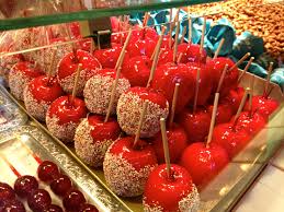 The Hannover Weihnachtsmarkt S Candy Apples Food Christmas Market