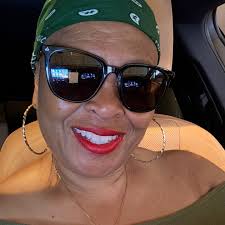 Ms.Waneka (@ms.waneka)