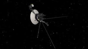 Espace : la sonde Voyager 1 va atteindre la distance d'un jour lumière de la  Terre, mais que cela représente-t-il ?